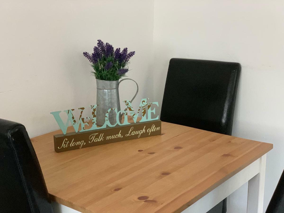 威灵堡Winstanley House别墅 外观 照片